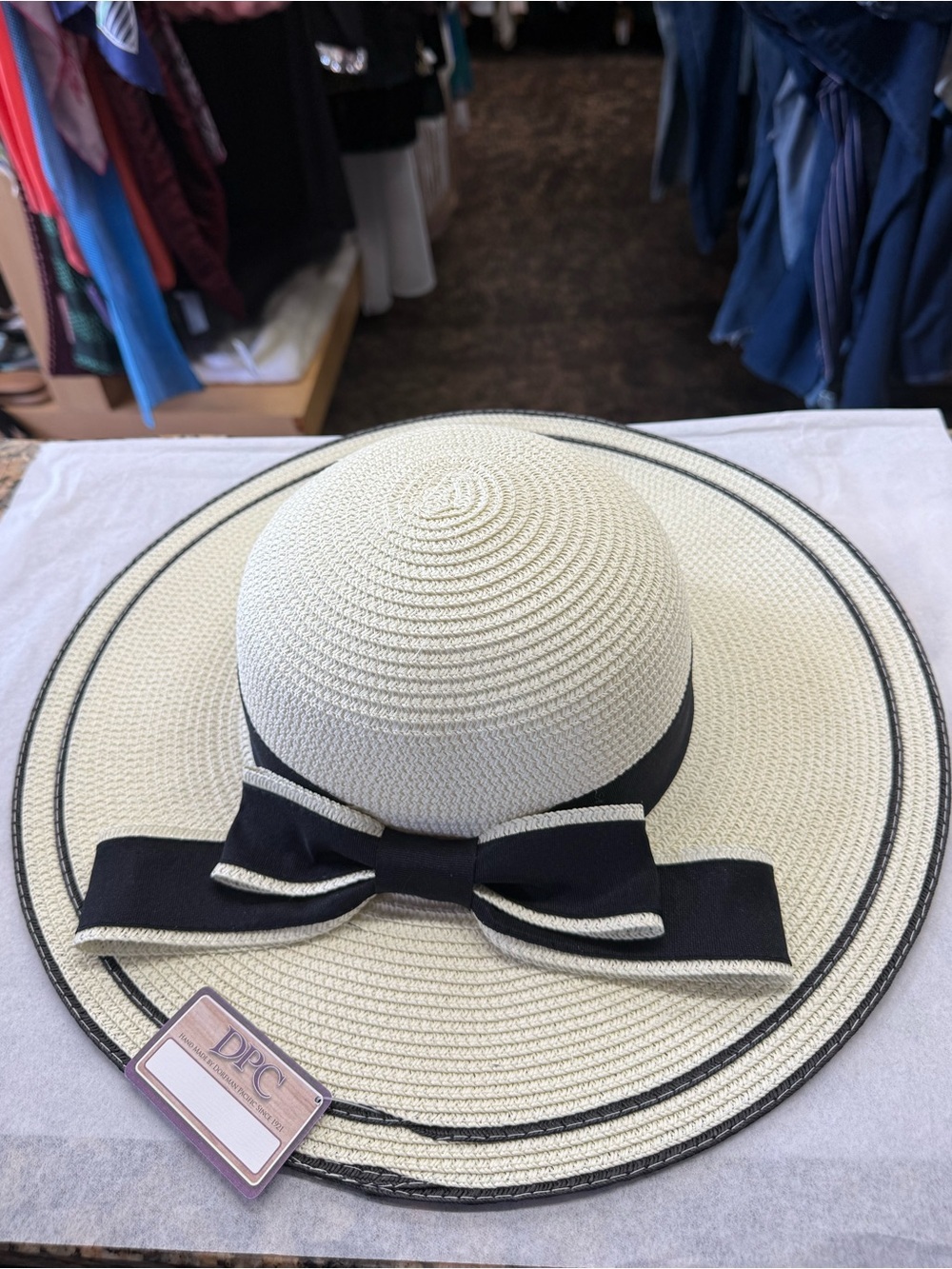 NWT DPC Dorfman Pacific Wide Brim Sun Hat Cream Black Bow